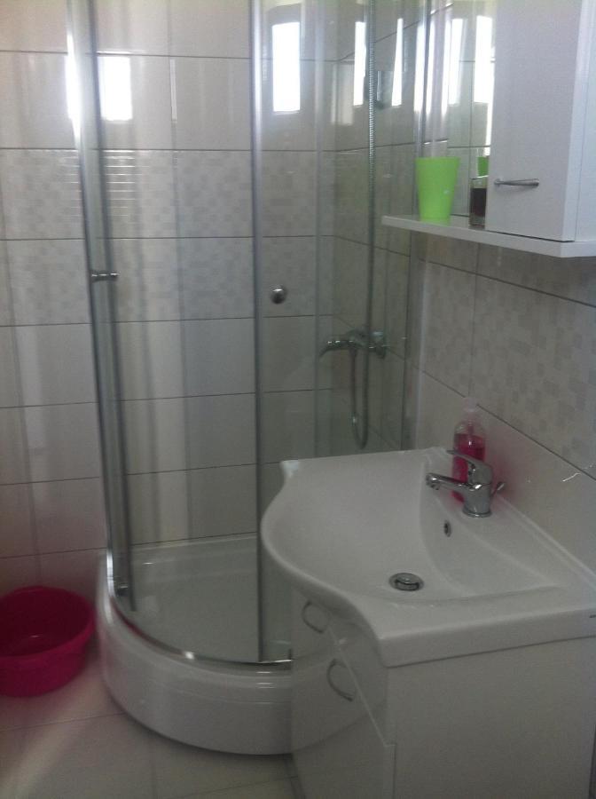 Apartments By The Sea Gradac, Makarska - 13181 Gradac  Kültér fotó